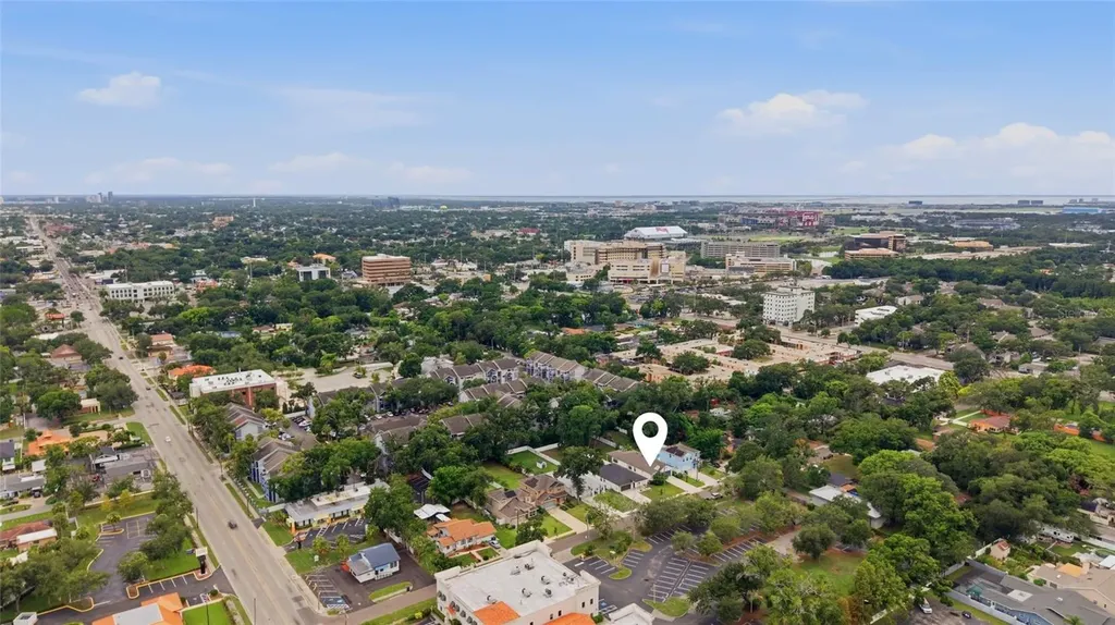 2516 W Curtis Street Tampa FL 33614