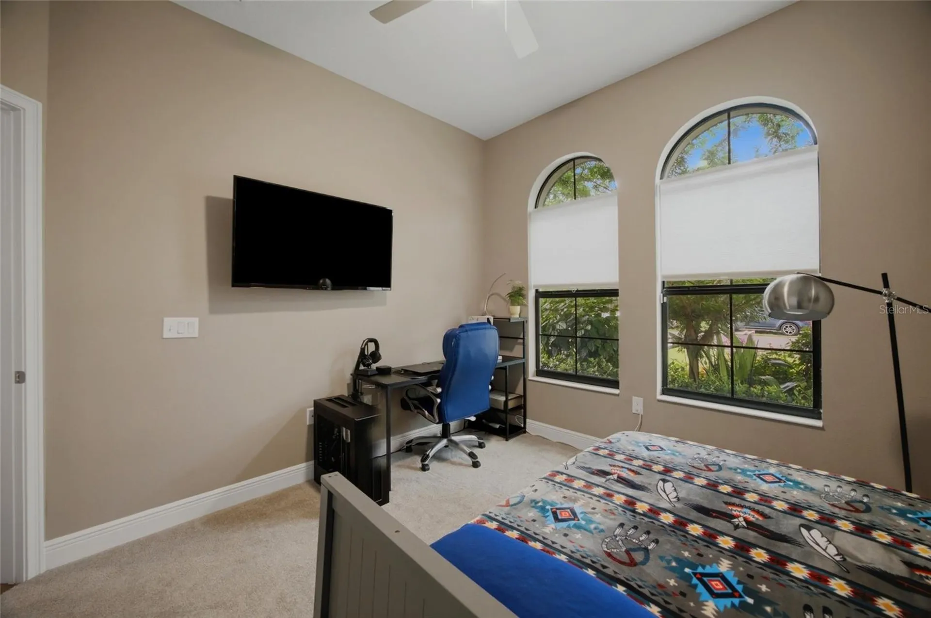 2516 W Curtis Street Tampa FL 33614