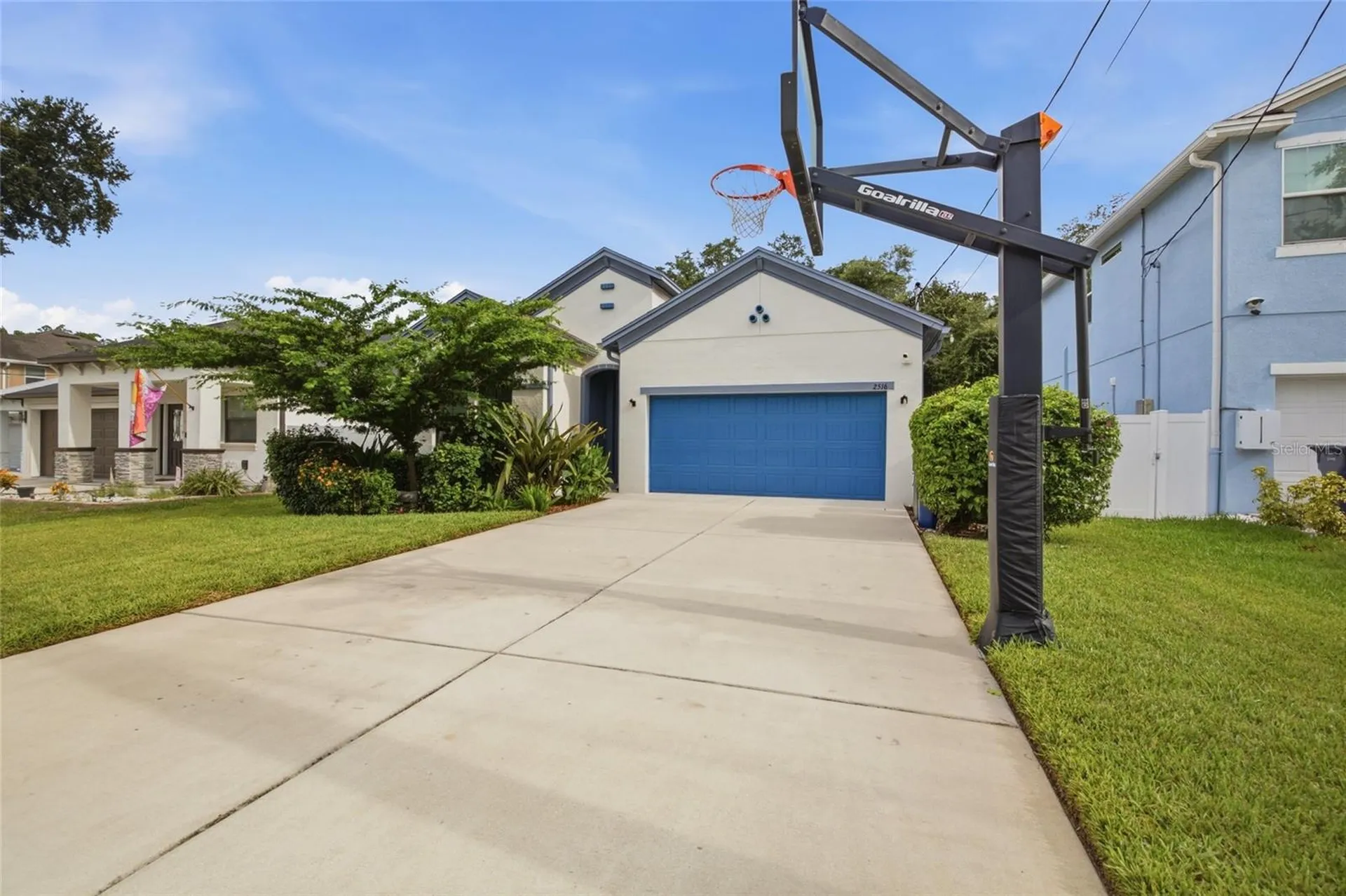 2516 W Curtis Street Tampa FL 33614