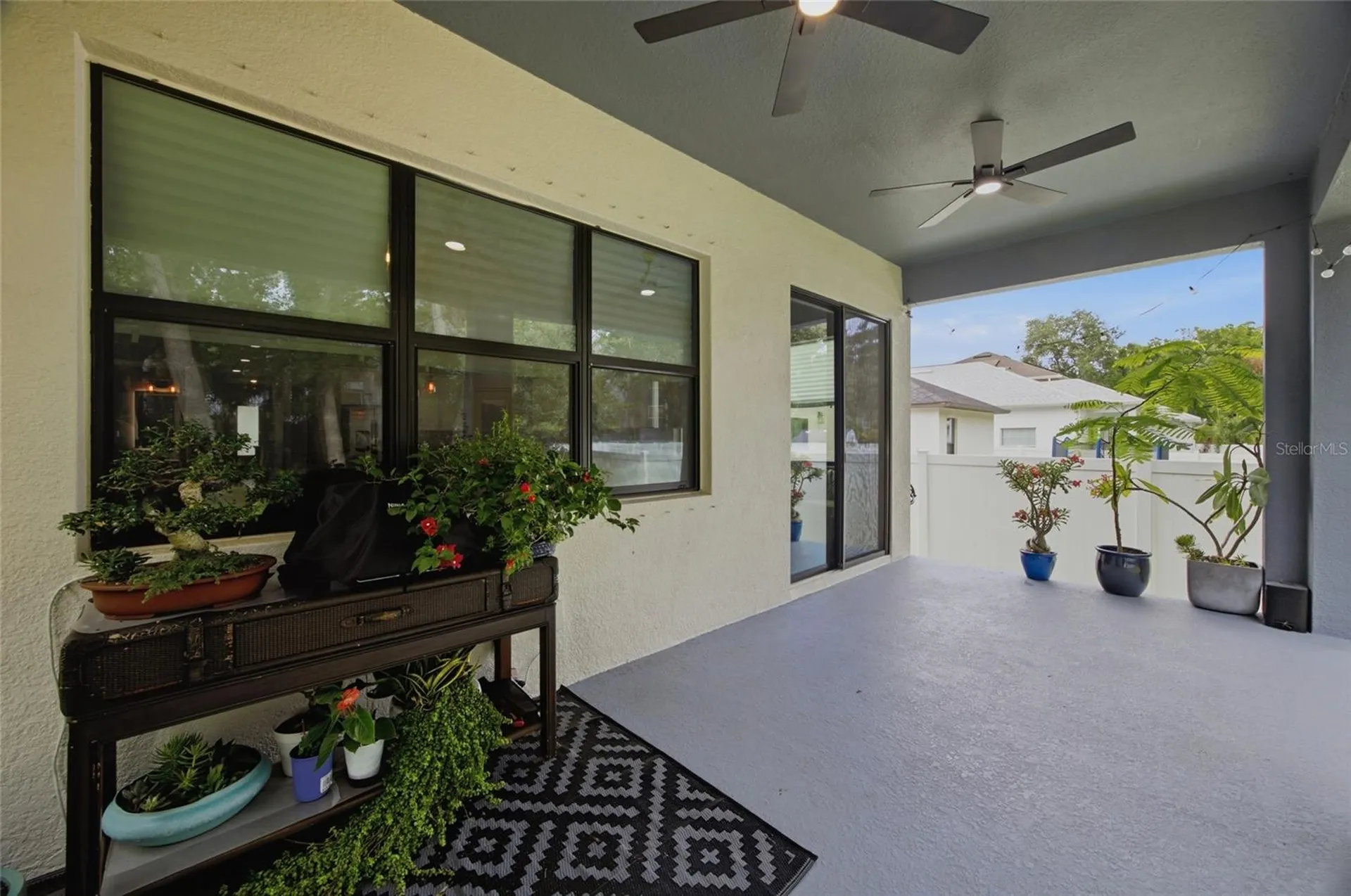 2516 W Curtis Street Tampa FL 33614