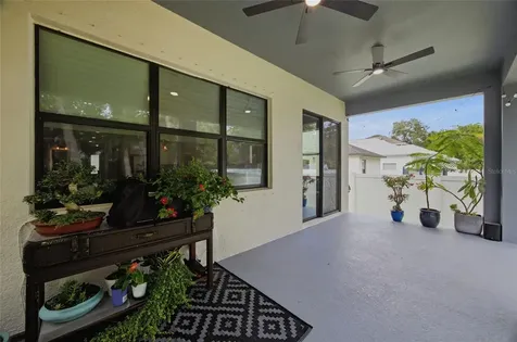 2516 W Curtis Street Tampa FL 33614