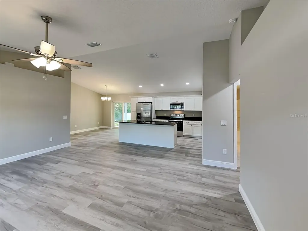 2082 W Swanson Drive Citrus Springs FL 34434