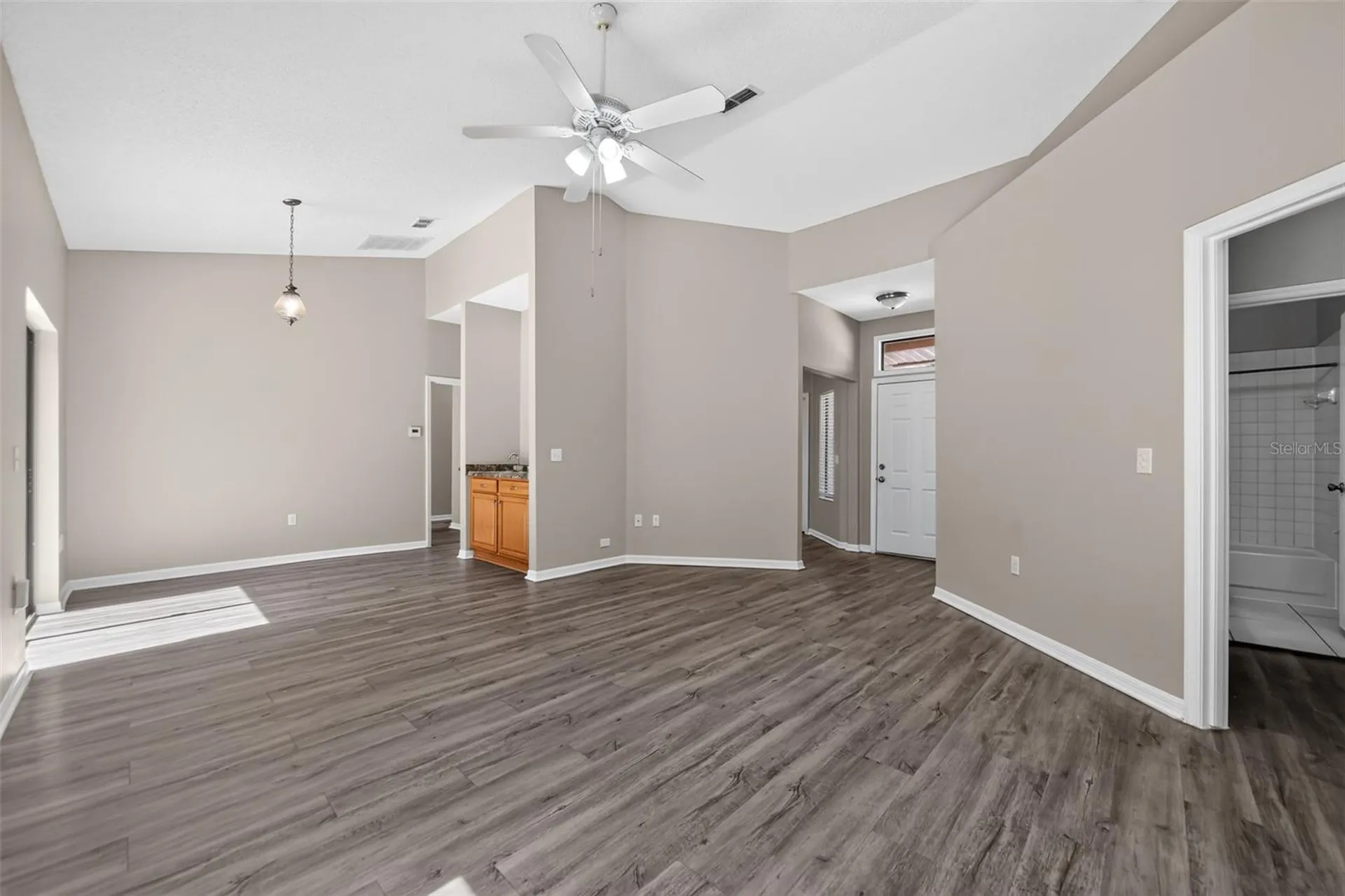6348 Sleepy Hollow Drive Orlando FL 32810