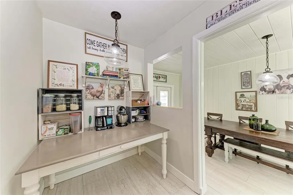 405 20th Street W Bradenton FL 34205