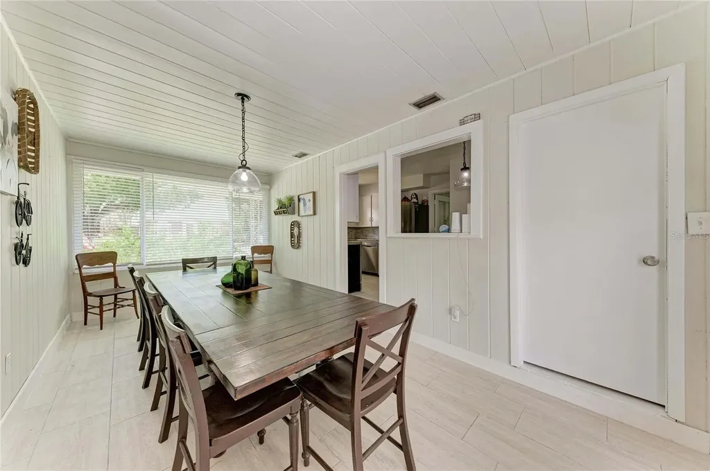 405 20th Street W Bradenton FL 34205