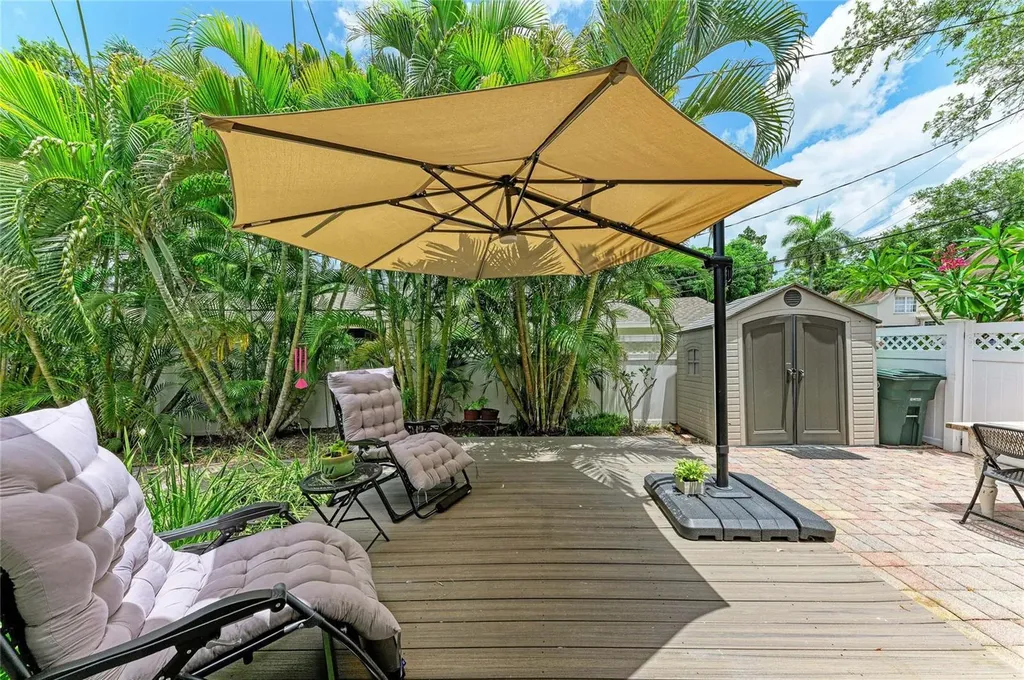 405 20th Street W Bradenton FL 34205