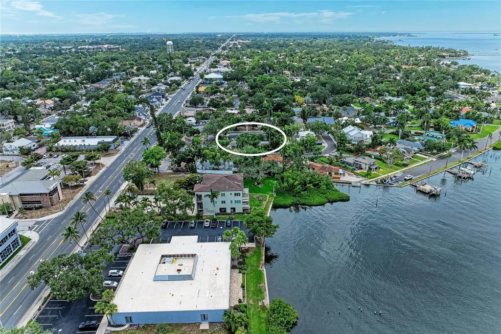 405 20th Street W Bradenton FL 34205