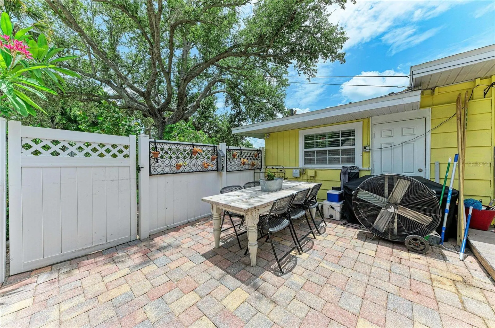 405 20th Street W Bradenton FL 34205