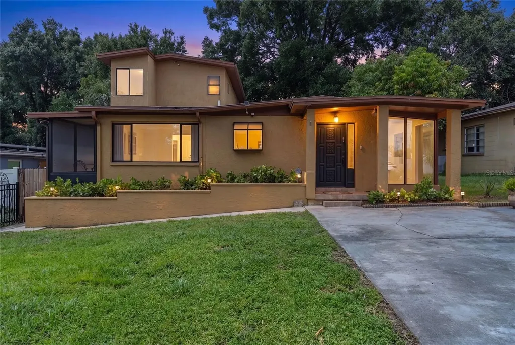 2116 W Abdella Street Tampa FL 33607