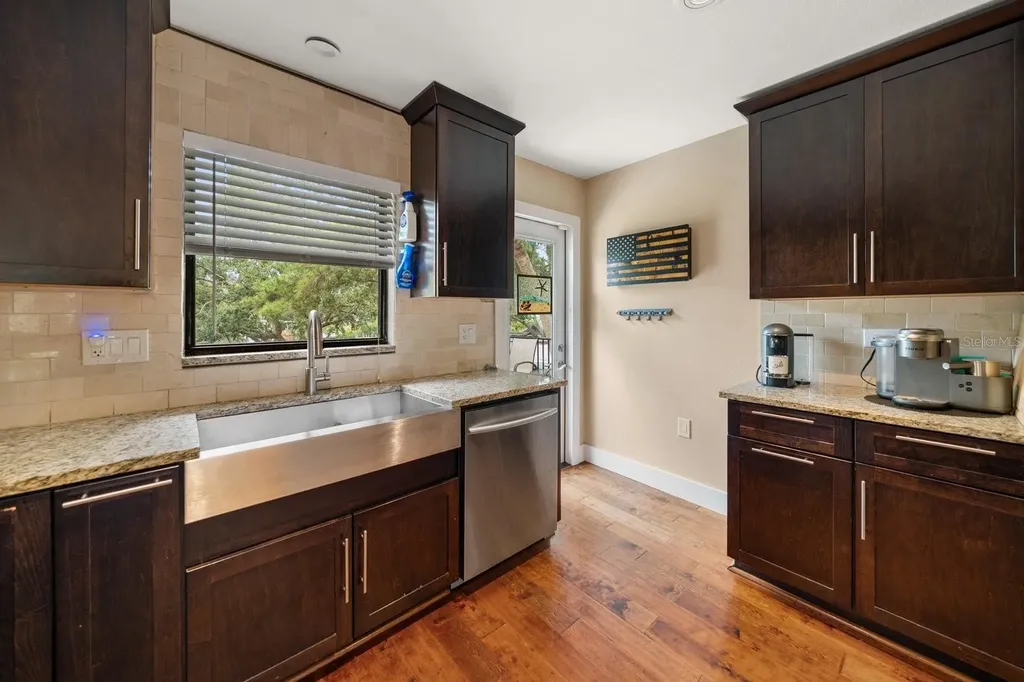912 Seminole Boulevard Tarpon Springs FL 34689