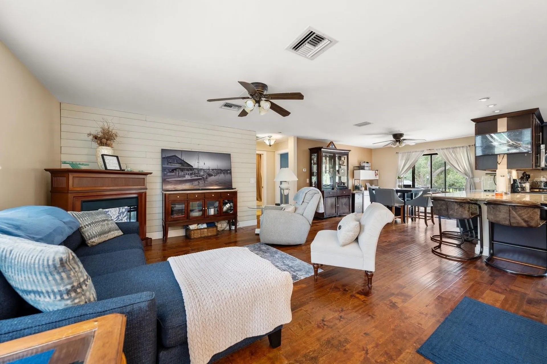 912 Seminole Boulevard Tarpon Springs FL 34689