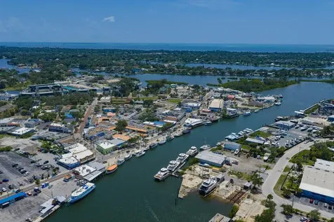 912 Seminole Boulevard Tarpon Springs FL 34689
