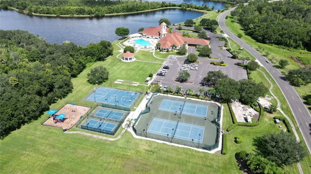 4332 Whistlewood Circle Lakeland FL 33811