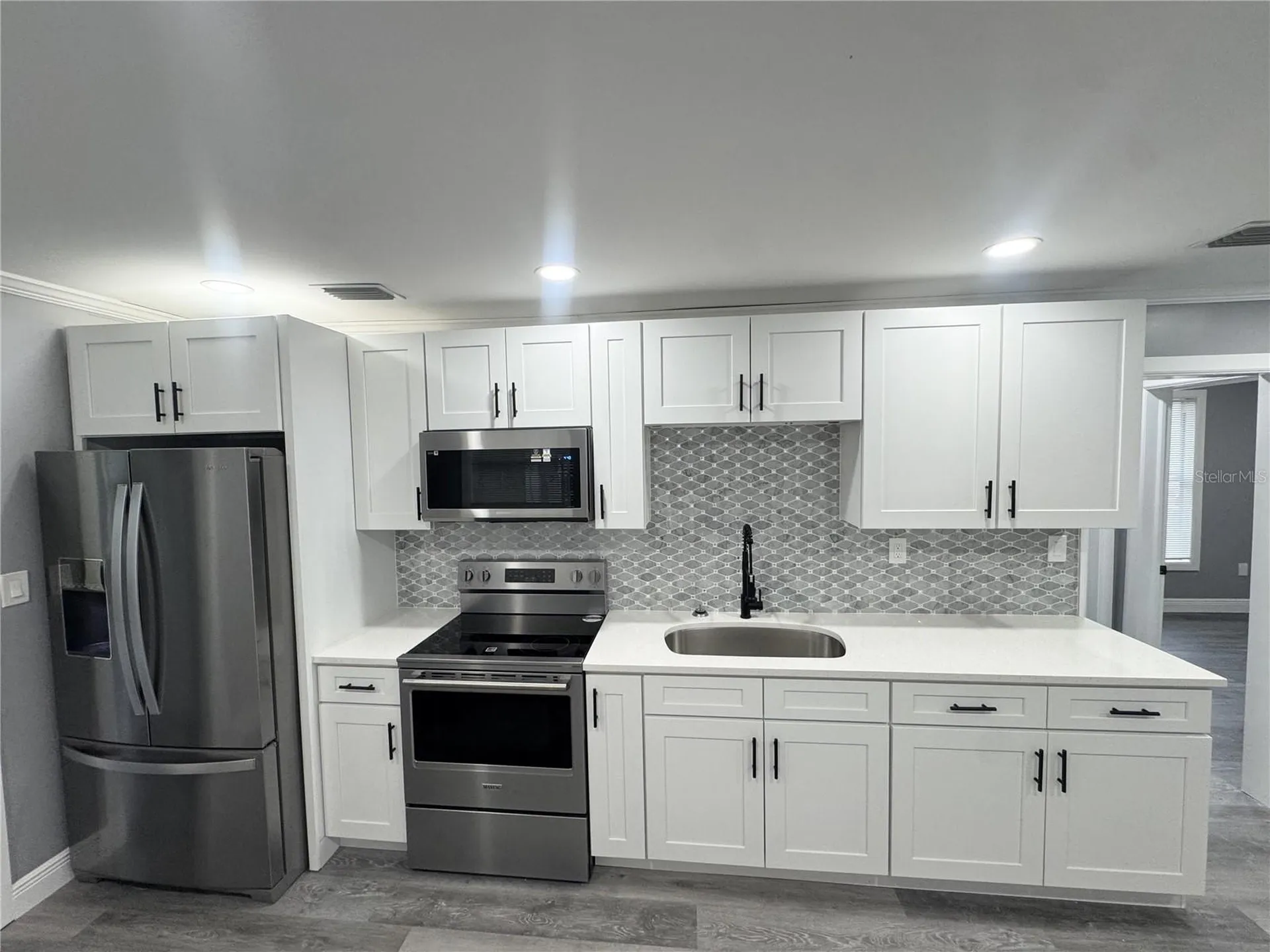 425 S Observatory Drive Orlando FL 32835