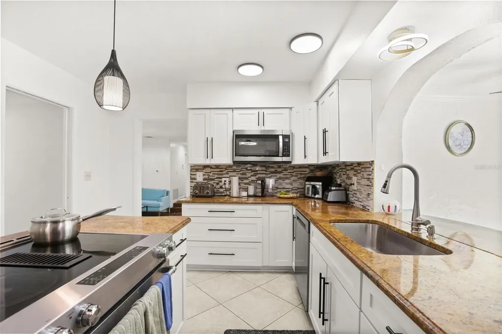 9524 Bay Vista Estates Boulevard Orlando FL 32836
