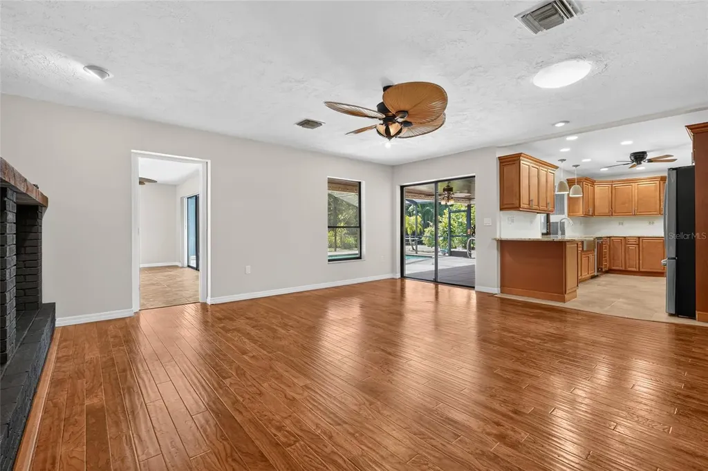 3781 Countryside Road Sarasota FL 34233