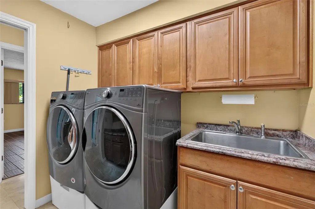3781 Countryside Road Sarasota FL 34233