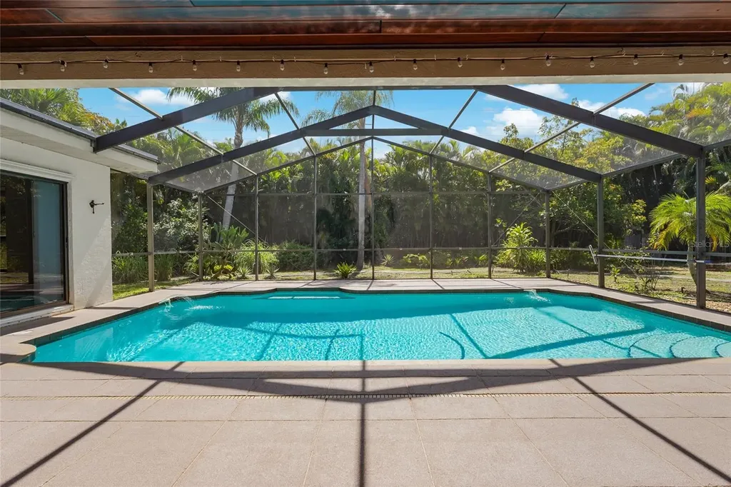 3781 Countryside Road Sarasota FL 34233