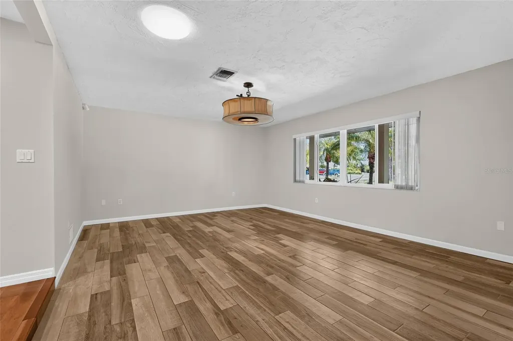 3781 Countryside Road Sarasota FL 34233