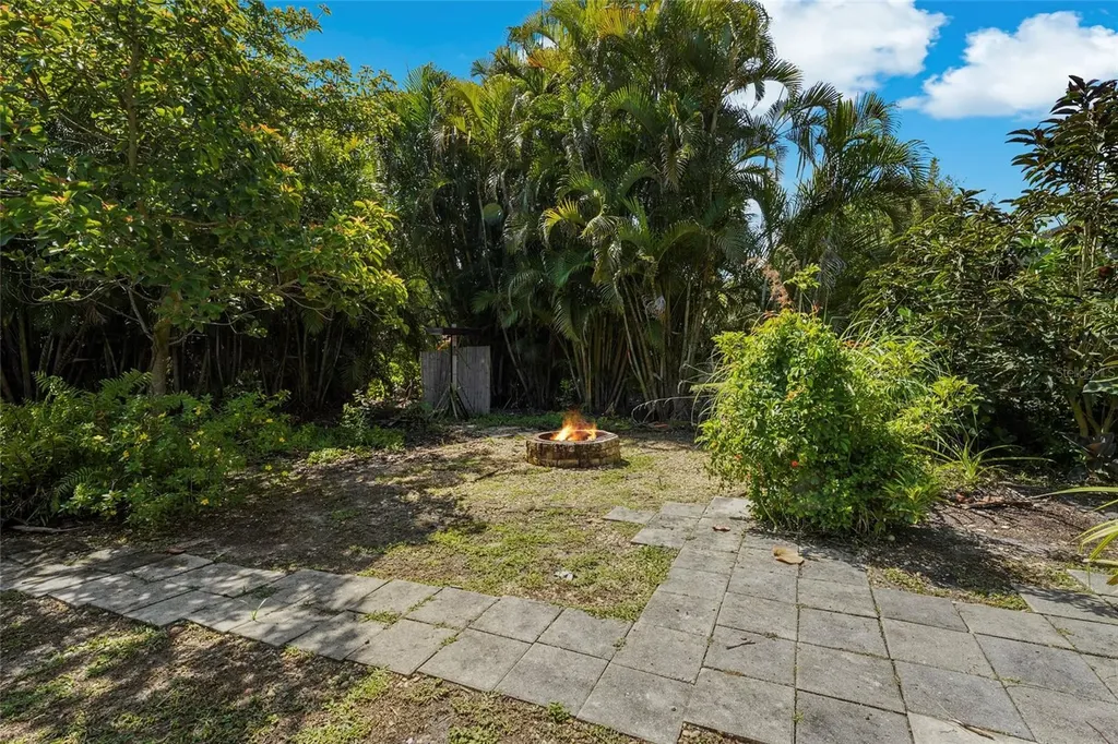 3781 Countryside Road Sarasota FL 34233