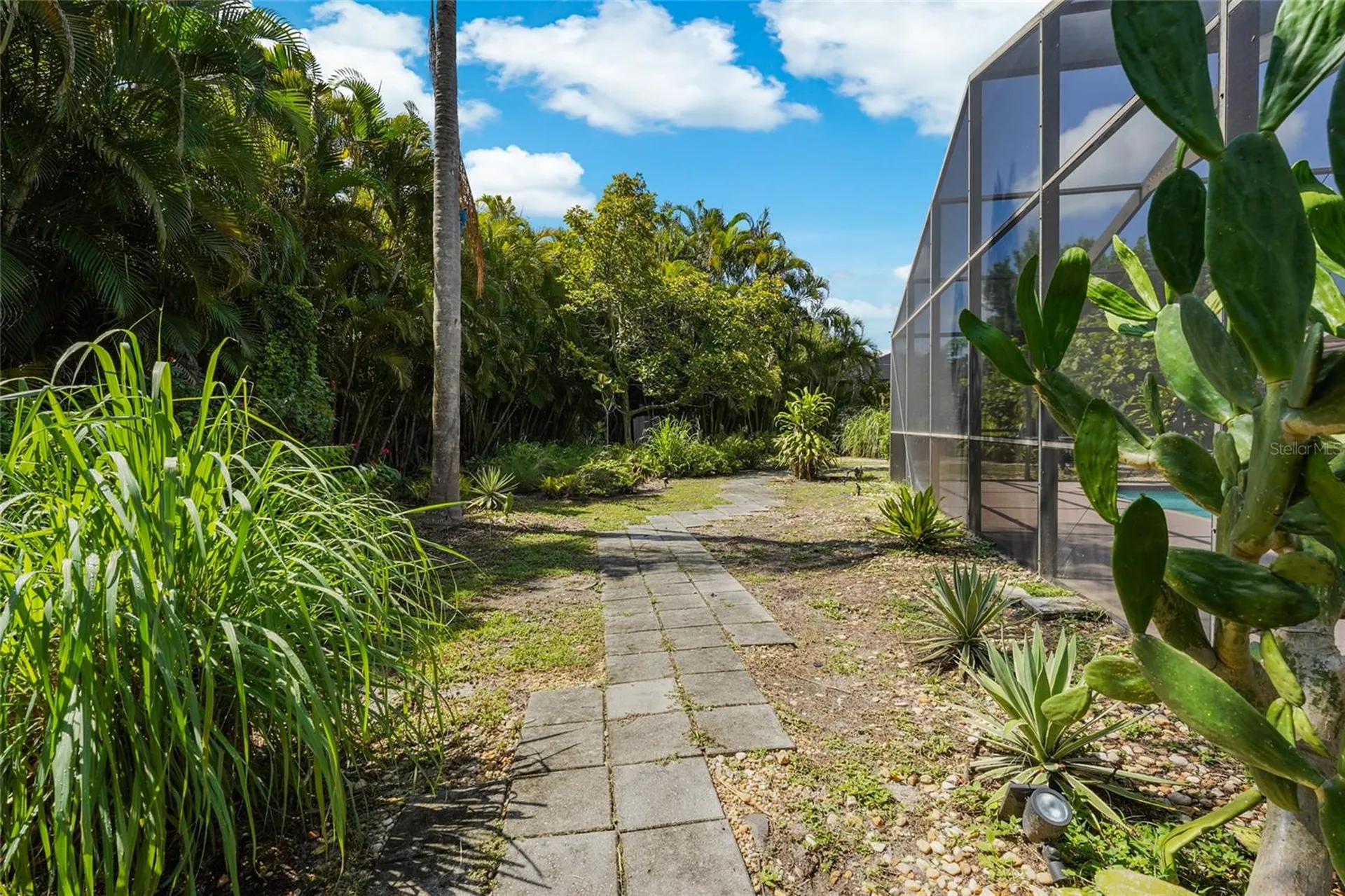 3781 Countryside Road Sarasota FL 34233