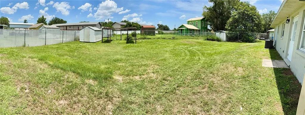8 N Hendry Avenue Fort Meade FL 33841