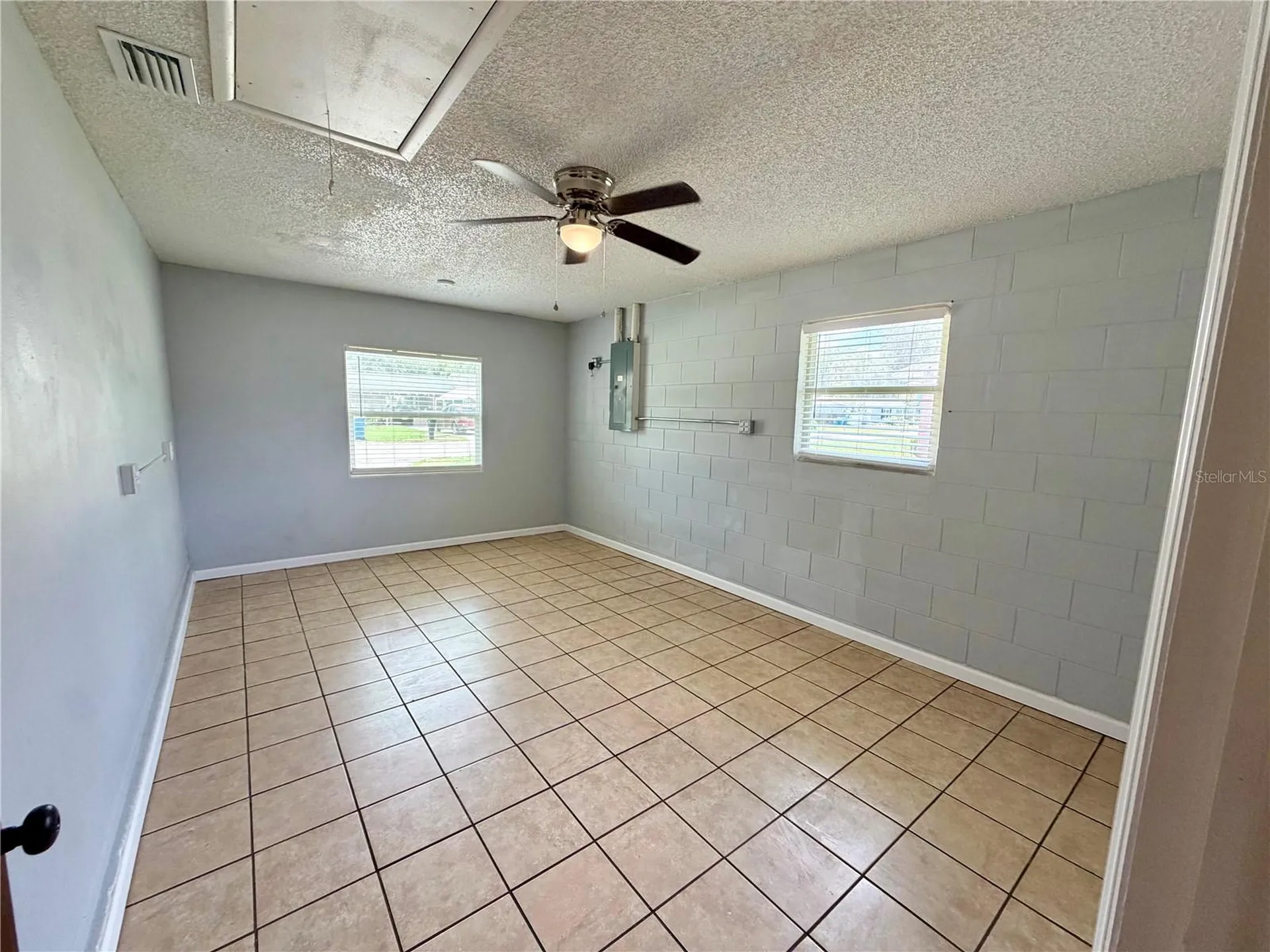 8 N Hendry Avenue Fort Meade FL 33841