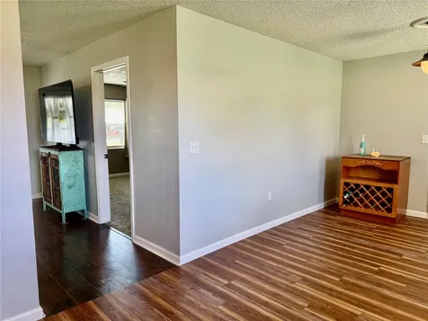 8 N Hendry Avenue Fort Meade FL 33841