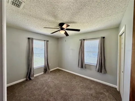 8 N Hendry Avenue Fort Meade FL 33841