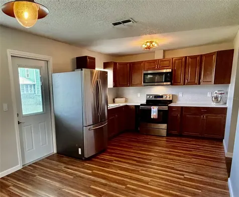 8 N Hendry Avenue Fort Meade FL 33841