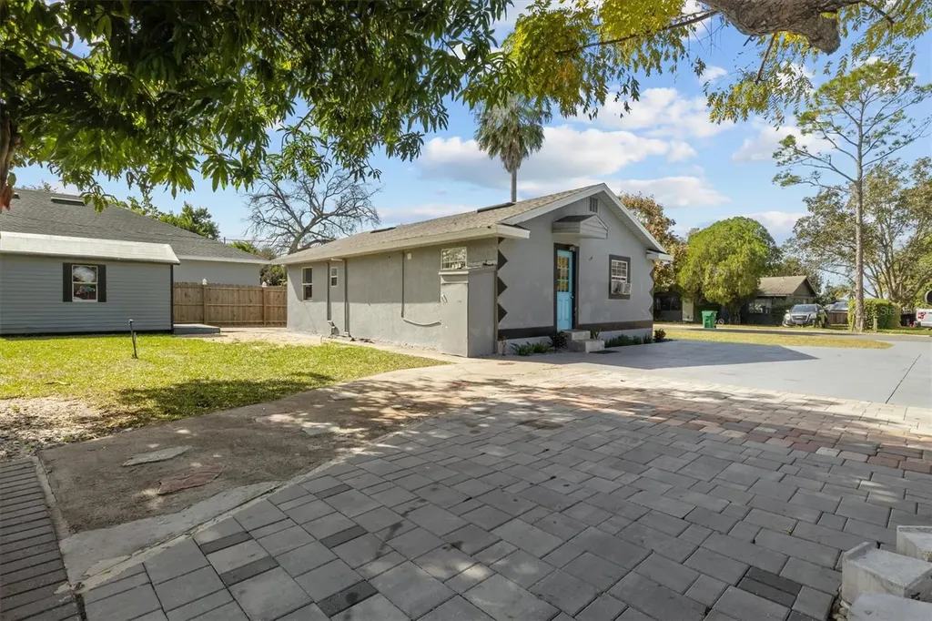 513 5th Street Dundee FL 33838