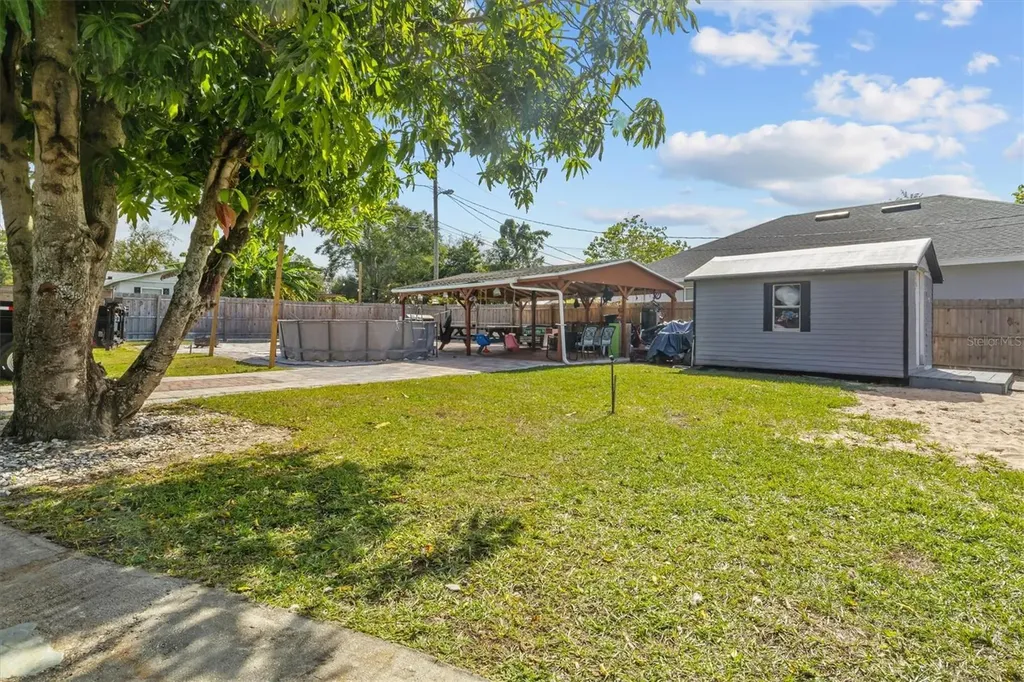 513 5th Street Dundee FL 33838