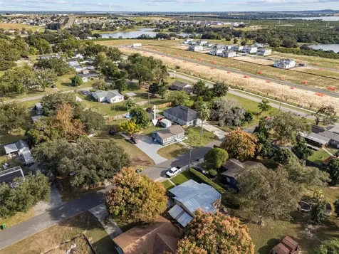513 5th Street Dundee FL 33838