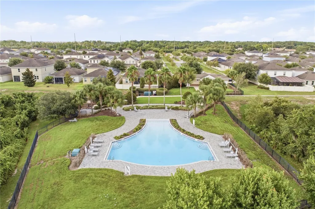 120 Whirlaway Drive Davenport FL 33837