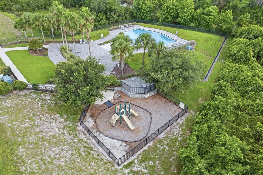 120 Whirlaway Drive Davenport FL 33837