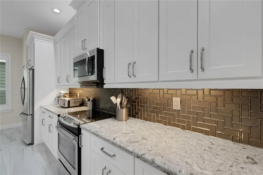 5142 51st Lane W Bradenton FL 34210