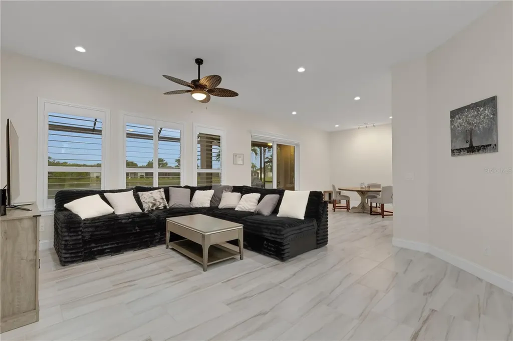 5142 51st Lane W Bradenton FL 34210