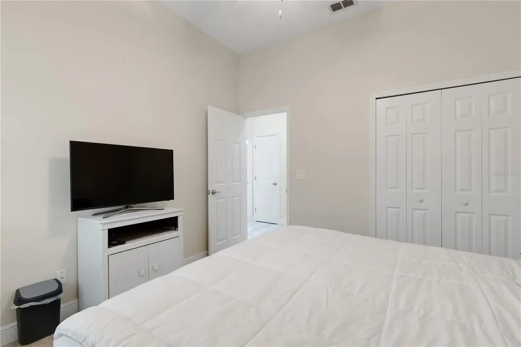 5142 51st Lane W Bradenton FL 34210