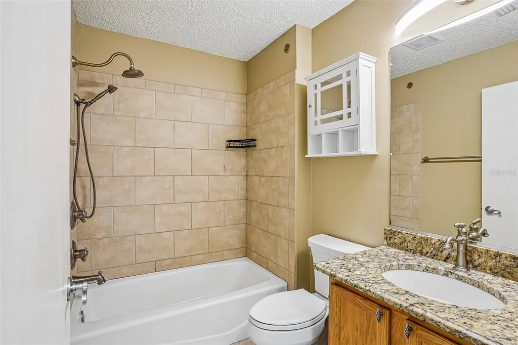108 Cherry Blossom Lane Lady Lake FL 32159