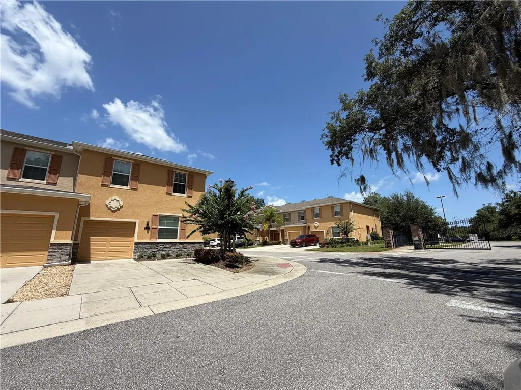 8448 Pine River Road Tampa FL 33637
