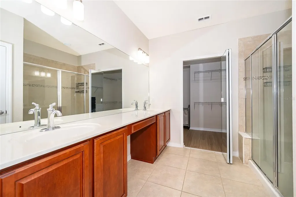 8301 Bella Vida Circle Davenport FL 33896
