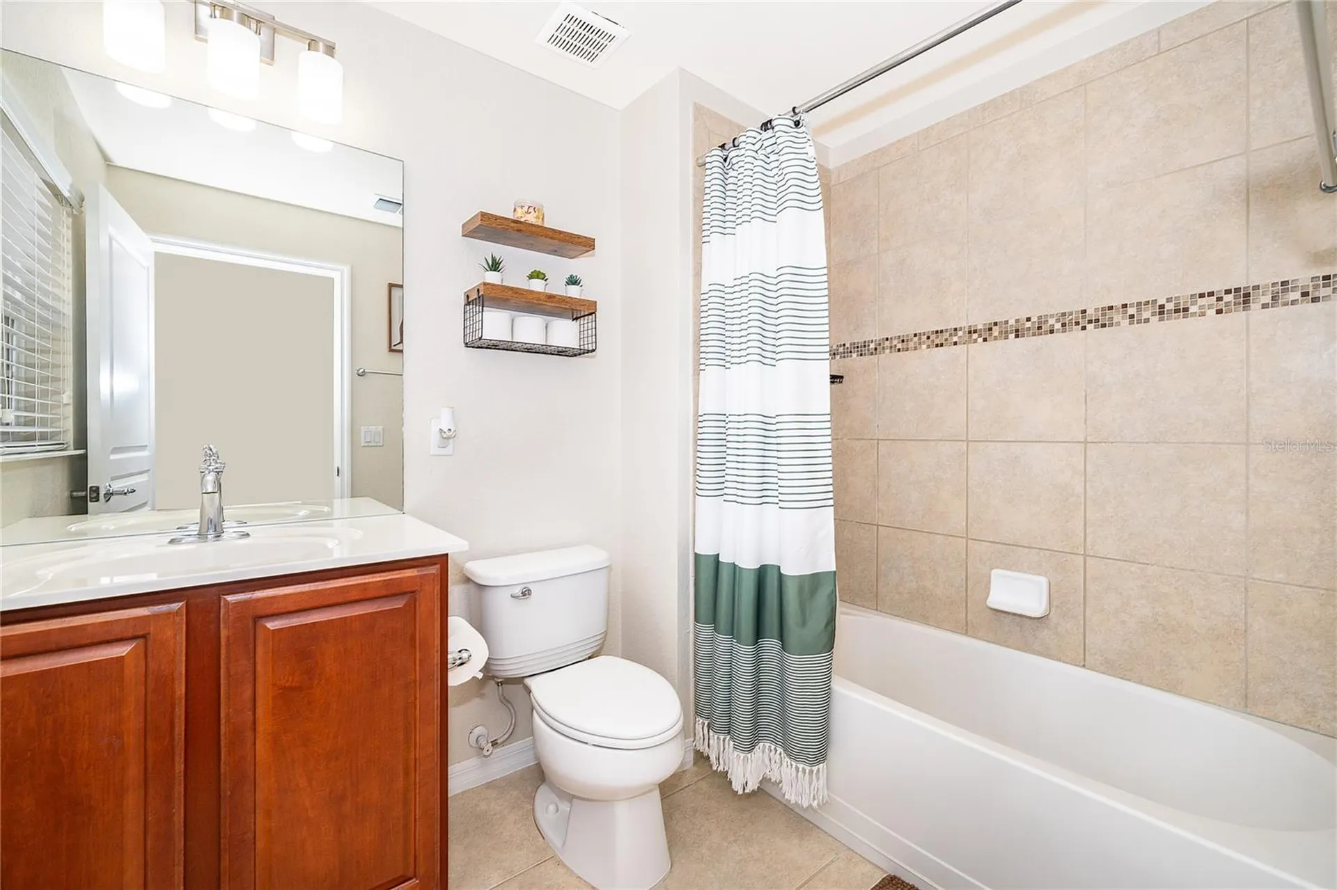 8301 Bella Vida Circle Davenport FL 33896