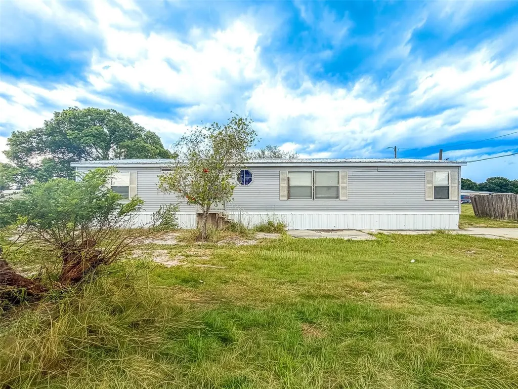 13 Cactus Circle E Winter Haven FL 33880