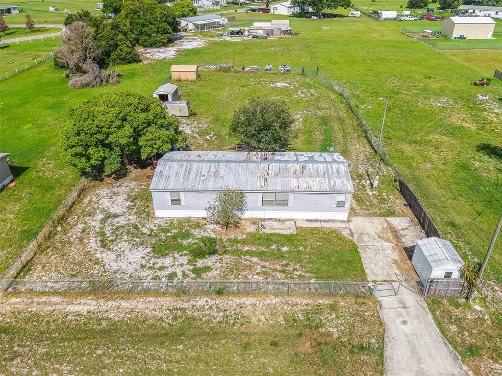 13 Cactus Circle E Winter Haven FL 33880