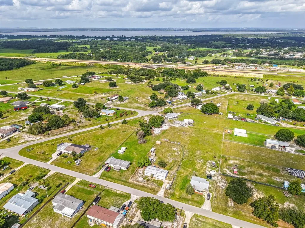 13 Cactus Circle E Winter Haven FL 33880