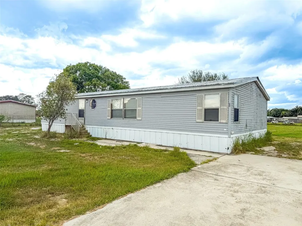 13 Cactus Circle E Winter Haven FL 33880