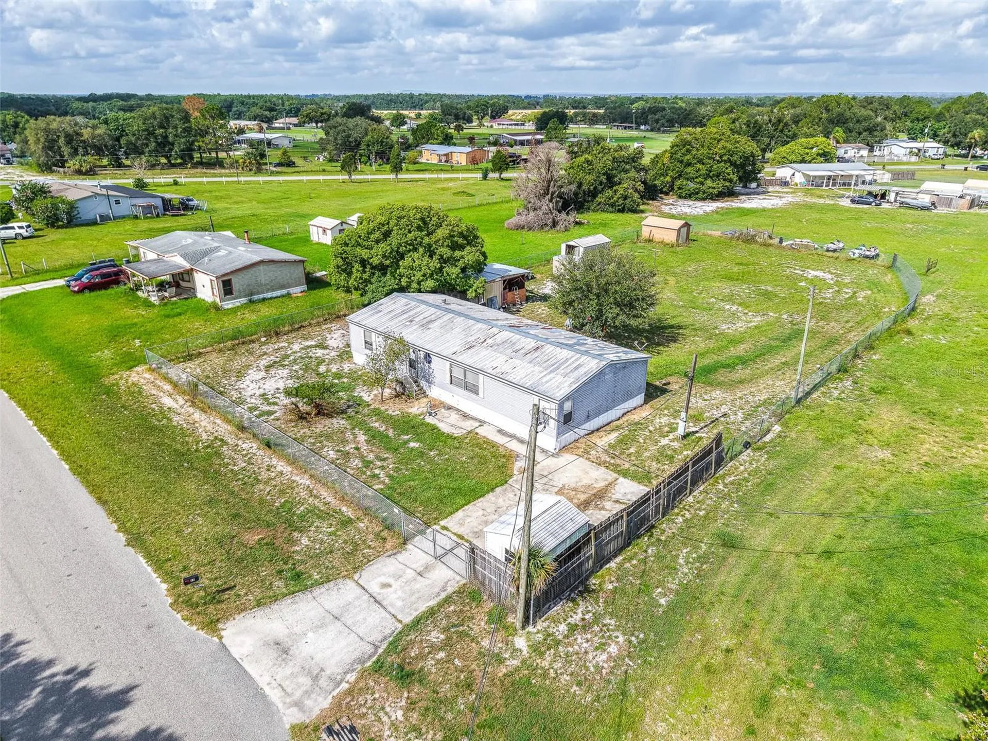 13 Cactus Circle E Winter Haven FL 33880