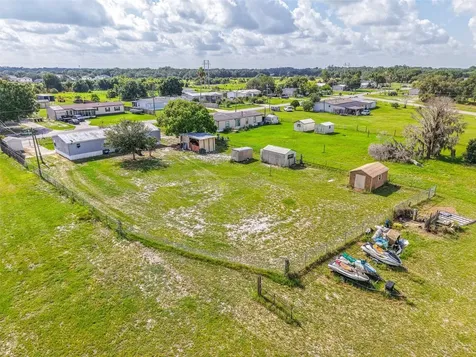 13 Cactus Circle E Winter Haven FL 33880