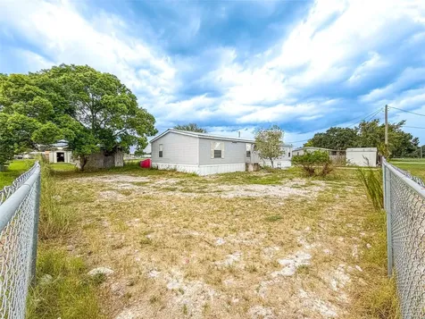 13 Cactus Circle E Winter Haven FL 33880