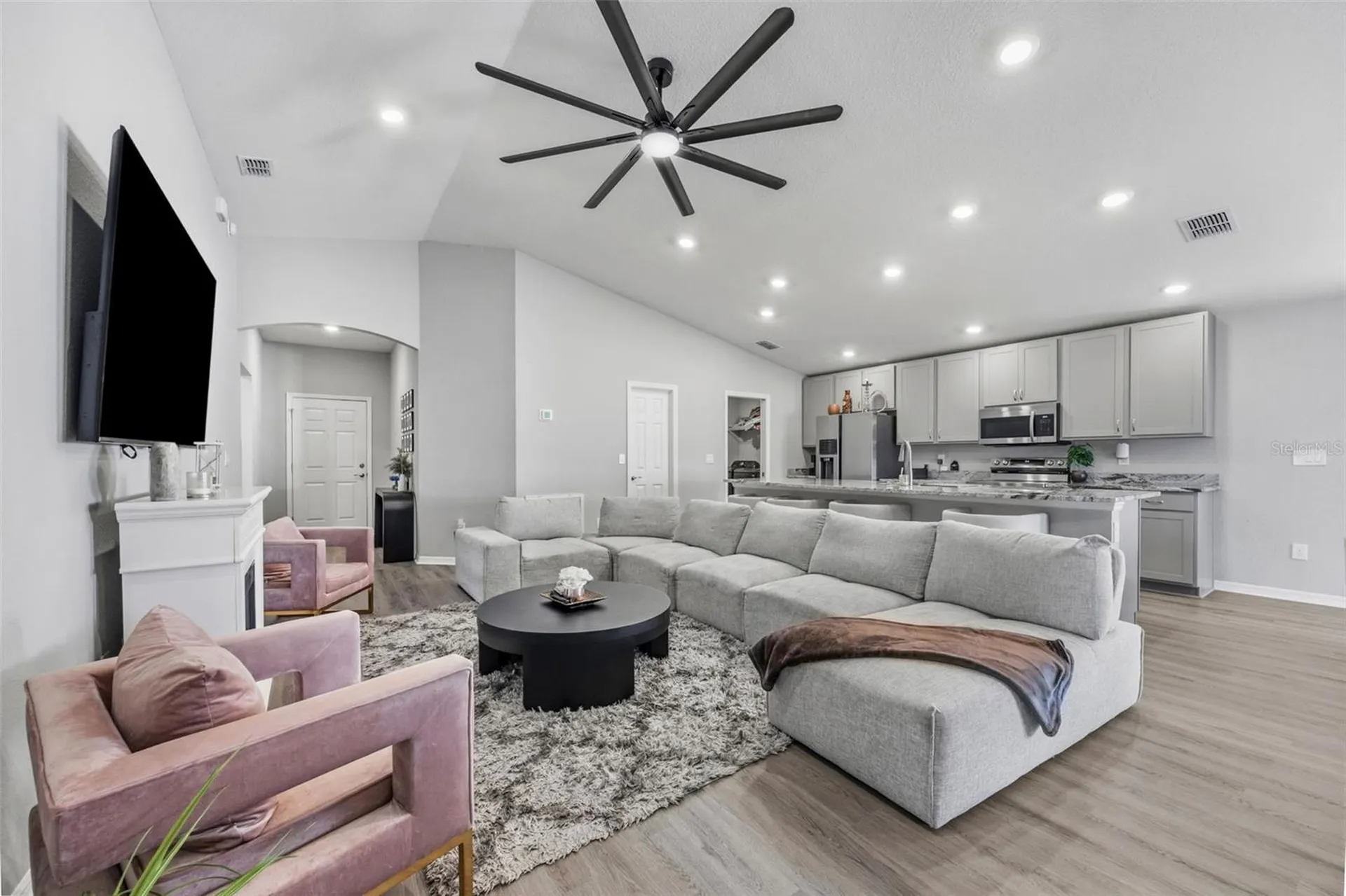 2156 Desert Rose Drive Davenport FL 33837